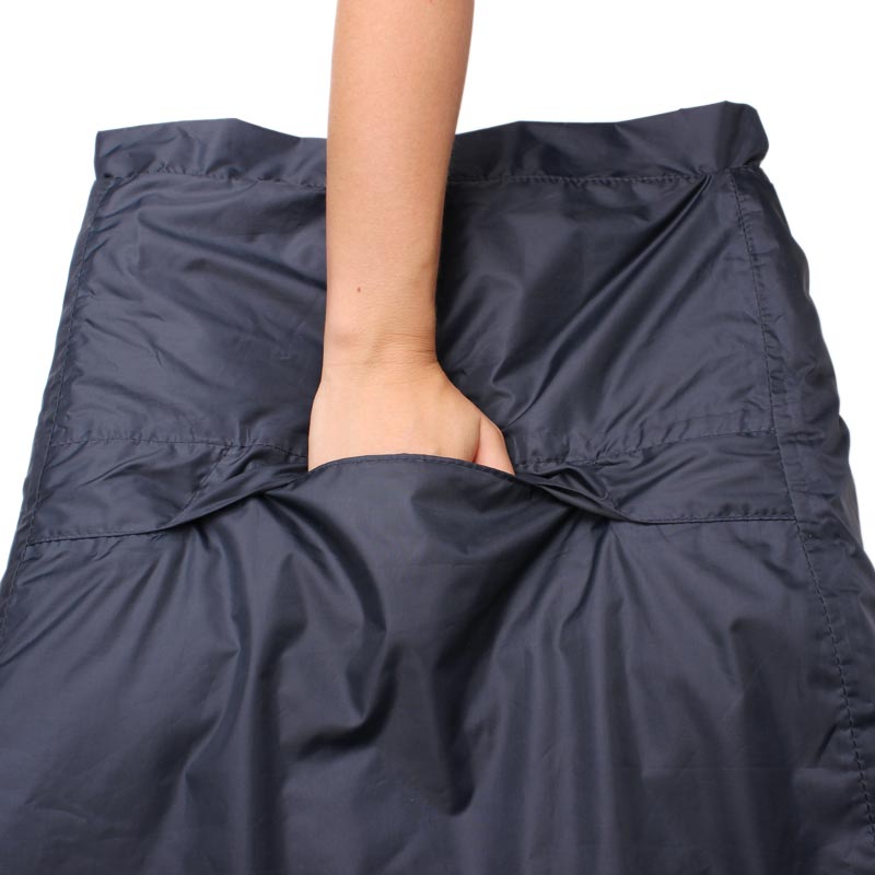 Foret regnslag med lomme og magnetlås - Seniorshop