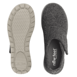 Pantufa New Feet de senhora vista de cima com palmilha e sola exterior antiderrapante com padrão