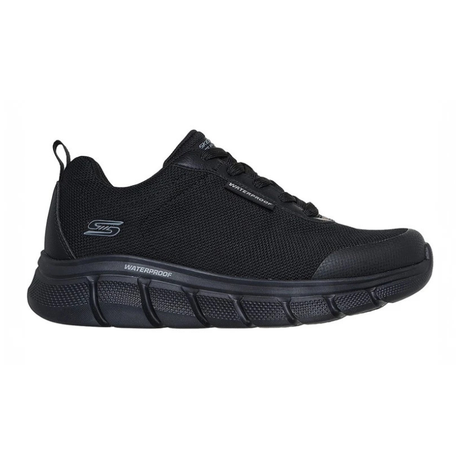 Sapatilha Skechers impermeável preta para homem vista de lado com atacadores e parte superior em malha