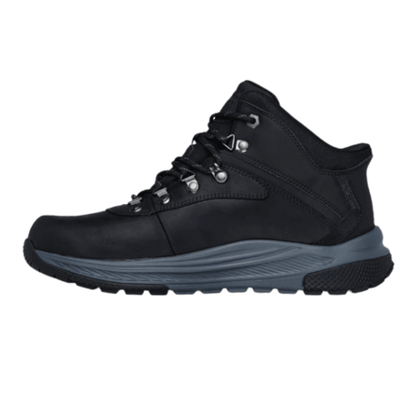 Bota preta Skechers para homem, vista lateral direita, com sola cinzenta robusta e atacadores